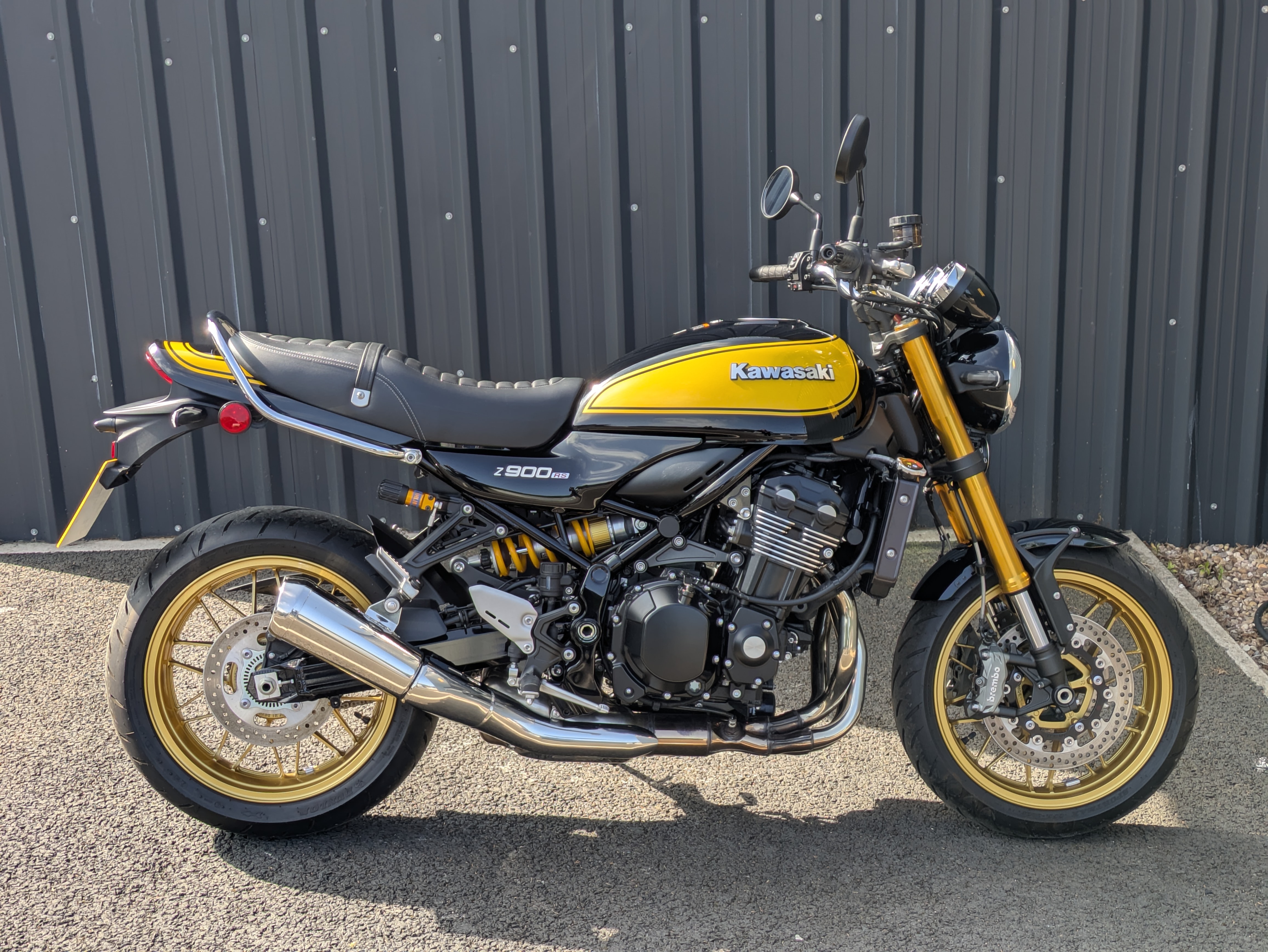2022 Kawasaki Z900RS SE