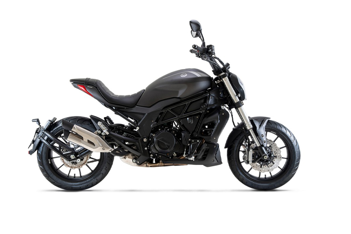 Benelli 502 Cruiser